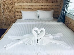 Lipe Garden Beach Resort