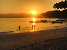 Lipe Garden Beach Resort
