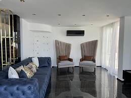 Amazing House With Private Pool in Antalya