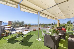 Gemma -hilly Area- Relax With View Lake