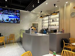 Eagle Town Service Apartment