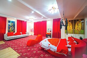 Eagle Town Service Apartment