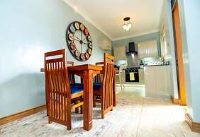 Villa Karibu Serviced Apartments