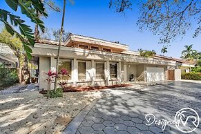 Coastal Poolside Living Near Beaches & Casino