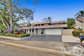 Coastal Poolside Living Near Beaches & Casino