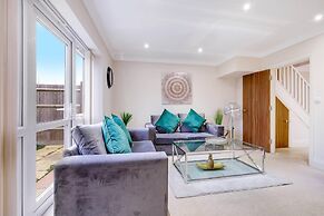 Town Center 4 Bedroom 4 bathroom House