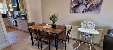 Town Center 4 Bedroom 4 bathroom House