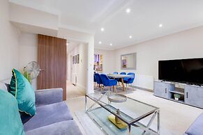 Town Center 4 Bedroom 4 bathroom House