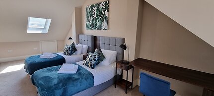 Town Center 4 Bedroom 4 bathroom House