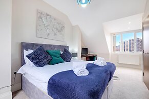 Town Center 4 Bedroom 4 bathroom House