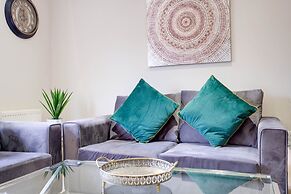 Town Center 4 Bedroom 4 bathroom House