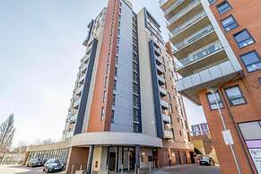 Lovely Luxury 1-bed Apartment in Wembley