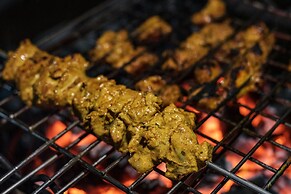 The Lazy River Cottage by cosmicstays