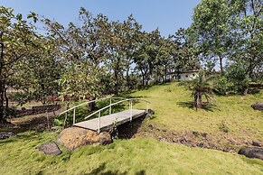 The Lazy River Cottage by cosmicstays