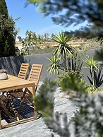 Stunning 2-bed Pool Villa in Skepasti