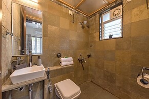 CosmicStays GreyStone Villa Mountain View & Dam