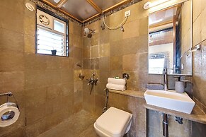 CosmicStays GreyStone Villa Mountain View & Dam