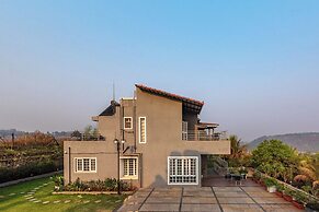 CosmicStays GreyStone Villa Mountain View & Dam