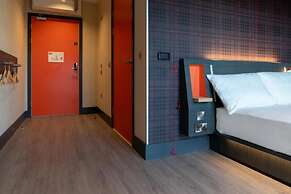 easyHotel Dublin City Centre