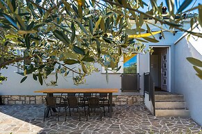 Holiday House Chill Out Loborika, Pula 6 Persons