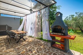 Holiday House Chill Out Loborika, Pula 6 Persons