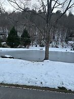 Twin Ponds Retreats 4 Bedroom Retreat by RedAwning