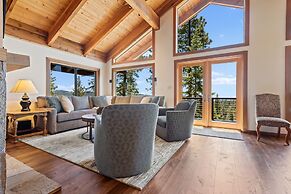 AMAZING VIEWS- MODERN HOME- SH #14 by Bear Valley Vacation Rentals