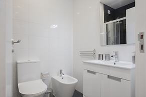 Liiiving - Terrace Downtown Apartment
