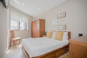 Liiiving - Terrace Downtown Apartment