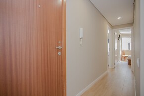 Liiiving - Terrace Downtown Apartment