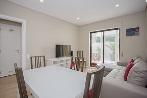 Liiiving - Terrace Downtown Apartment