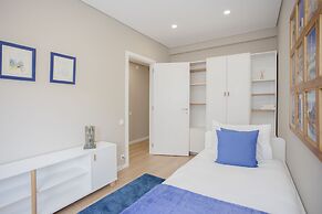 Liiiving - Terrace Downtown Apartment