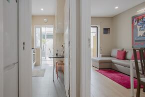 Liiiving - Terrace Downtown Apartment