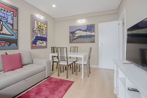 Liiiving - Terrace Downtown Apartment