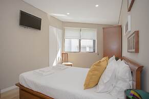 Liiiving - Terrace Downtown Apartment