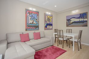 Liiiving - Terrace Downtown Apartment