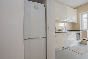 Liiiving - Terrace Downtown Apartment