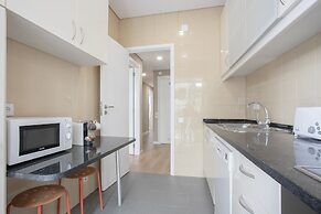 Liiiving - Terrace Downtown Apartment