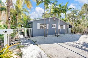 Miami 4 Bedroom Home, 10 Guests BBQ Museums & Art