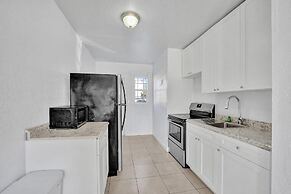 Cozy Apartment in West Palm Beach, Minutes Away From Downtown! N°1