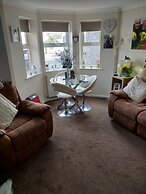 Captivating 1-bed Apartment in Bournemouth