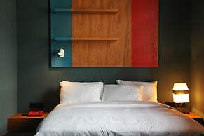 Blueberry Nights Hotel