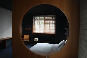 Blueberry Nights Hotel