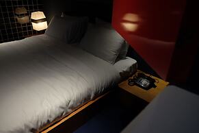 Blueberry Nights Hotel