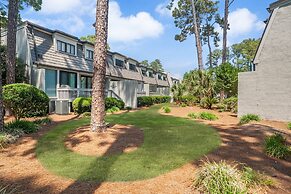 1261 Harbour Town Club at The Sea Pines Resort