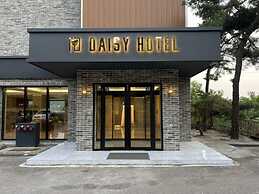 Daisy Hotel