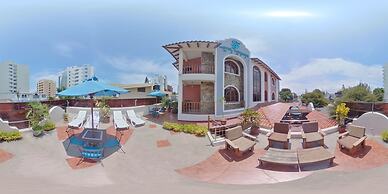 Hotel Voyager Manta