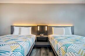 Motel 6 Texarkana, TX