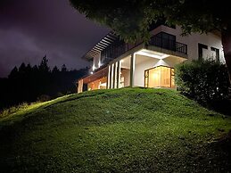 Arte de Plumas birding lodge