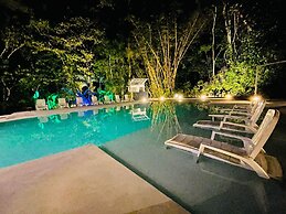 Grand Park Manuel Antonio